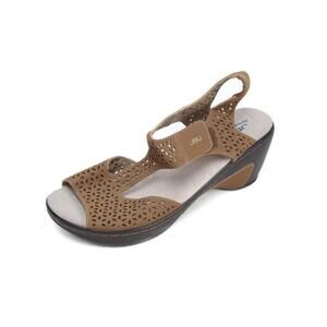 Nwt Jbu Chloe Sandals Shoes Women's T- Strap Sz 10 M